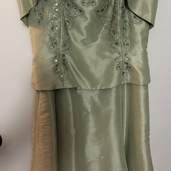 Sage Green KM Collections by Milla Bell. Prom/Cocktail/Dance/Bridesmaid Sz 12 - Picture 2 of 6